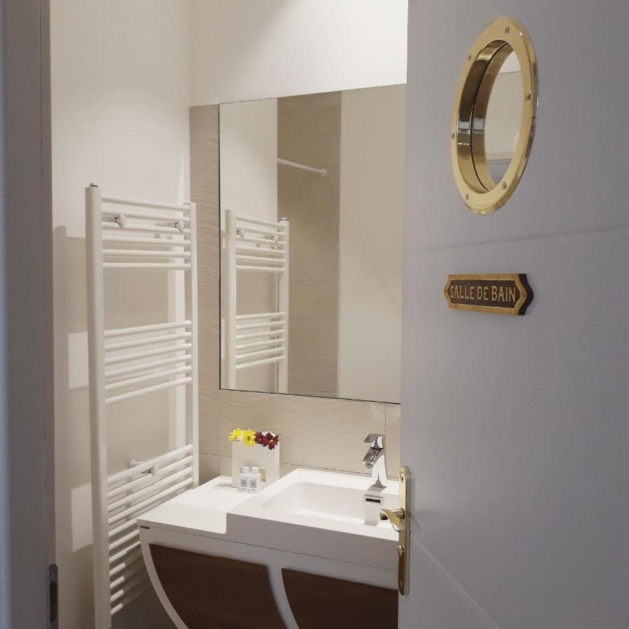 Bed and Breakfast Sous Le Neflier Nîmes Exterior foto